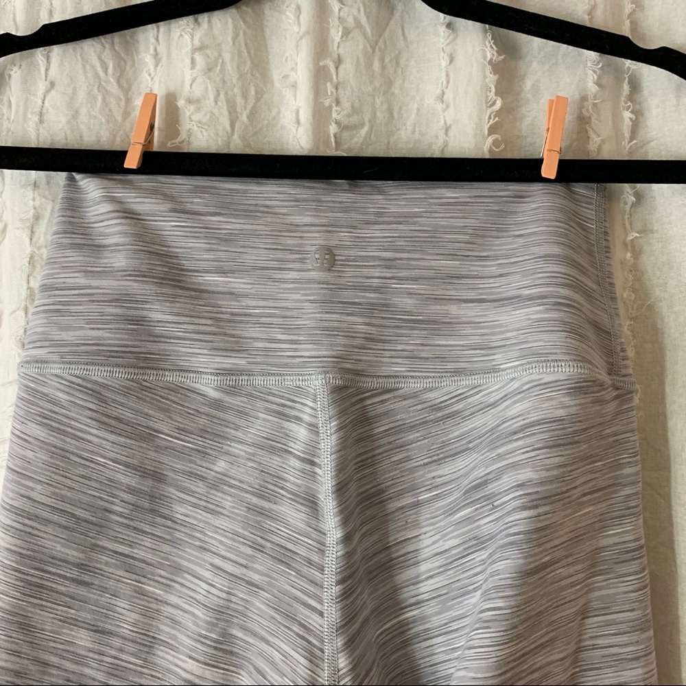 Lululemon wonder unders - Picture 3 of 3